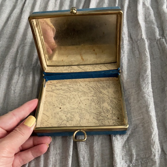 Vintage costume jewelry - Picture 5 of 7